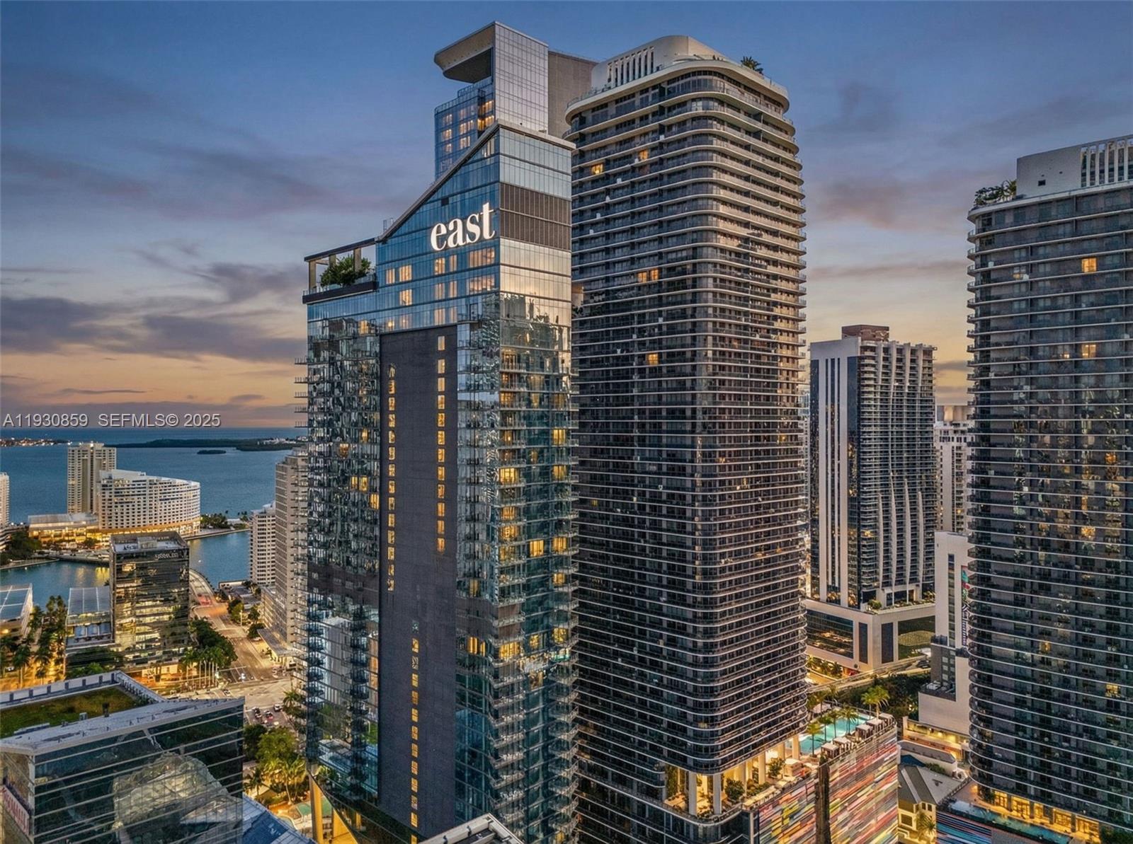 801 SMA RESIDENCE CONDO - Residential