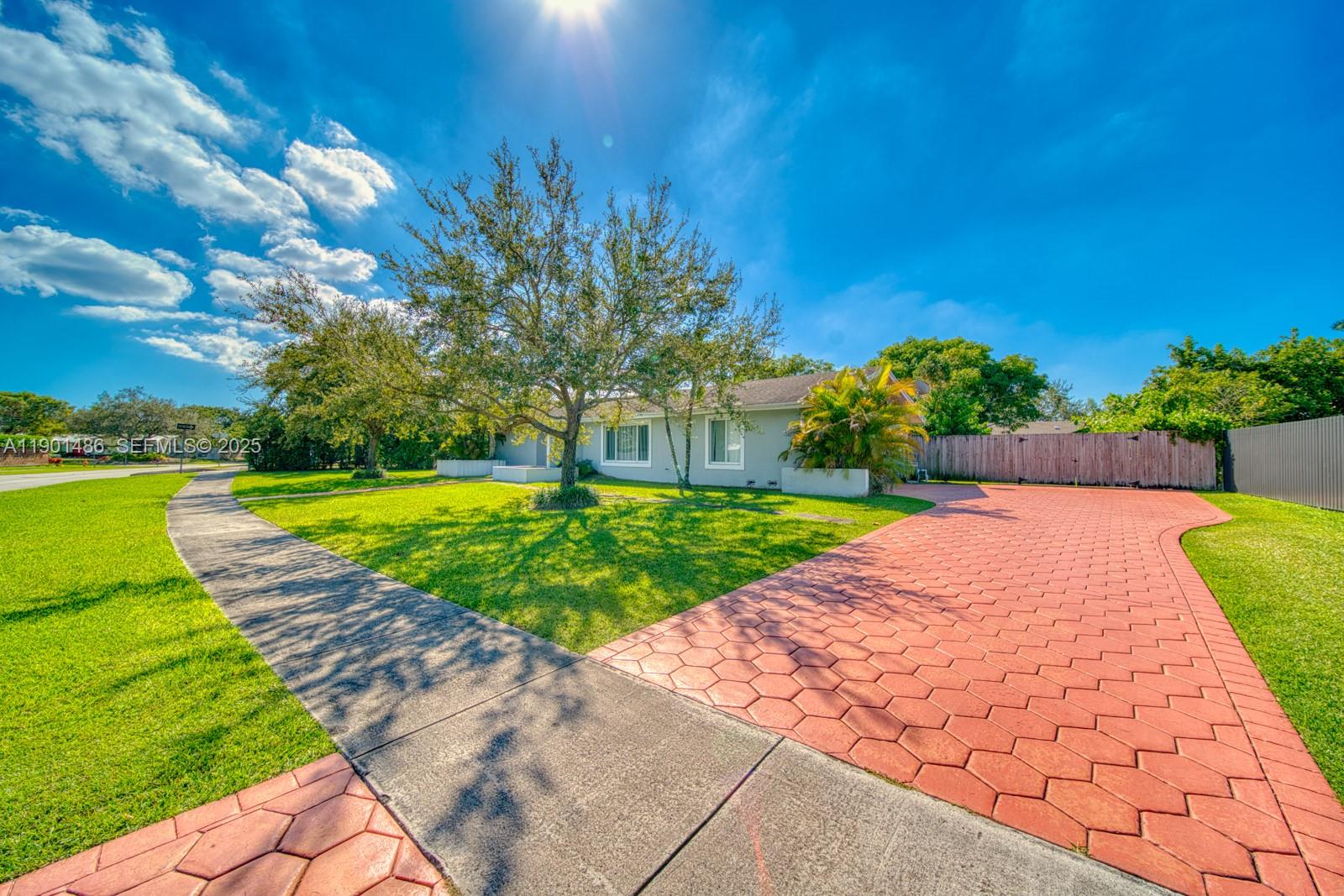 PINE SHORE SEC 7 - Residential