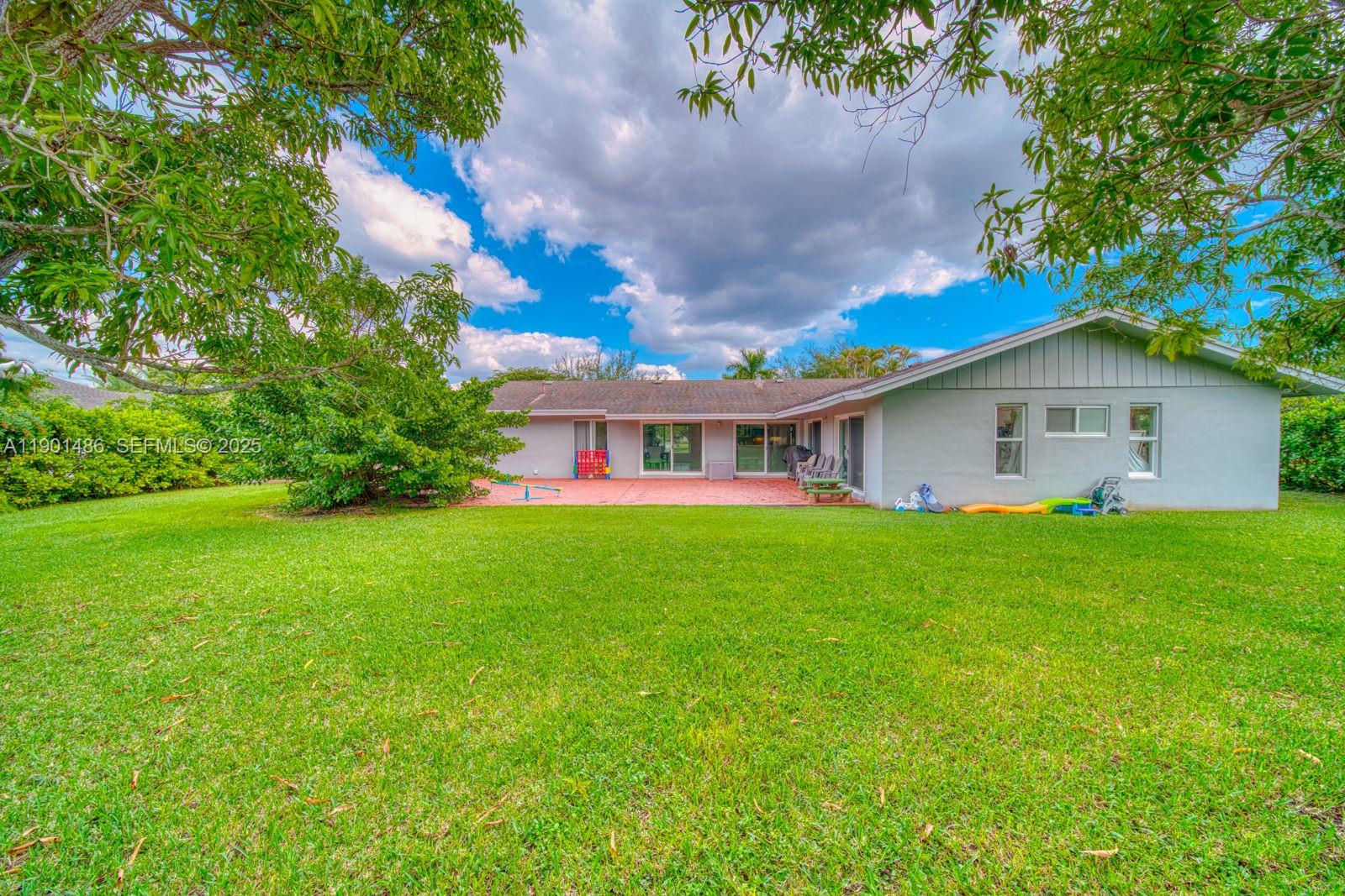 PINE SHORE SEC 7 - Residential