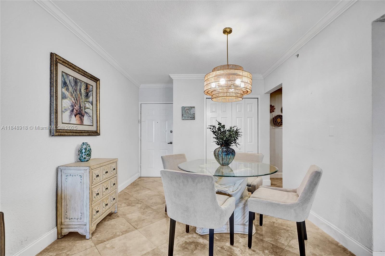 WAVE CONDO - Residential