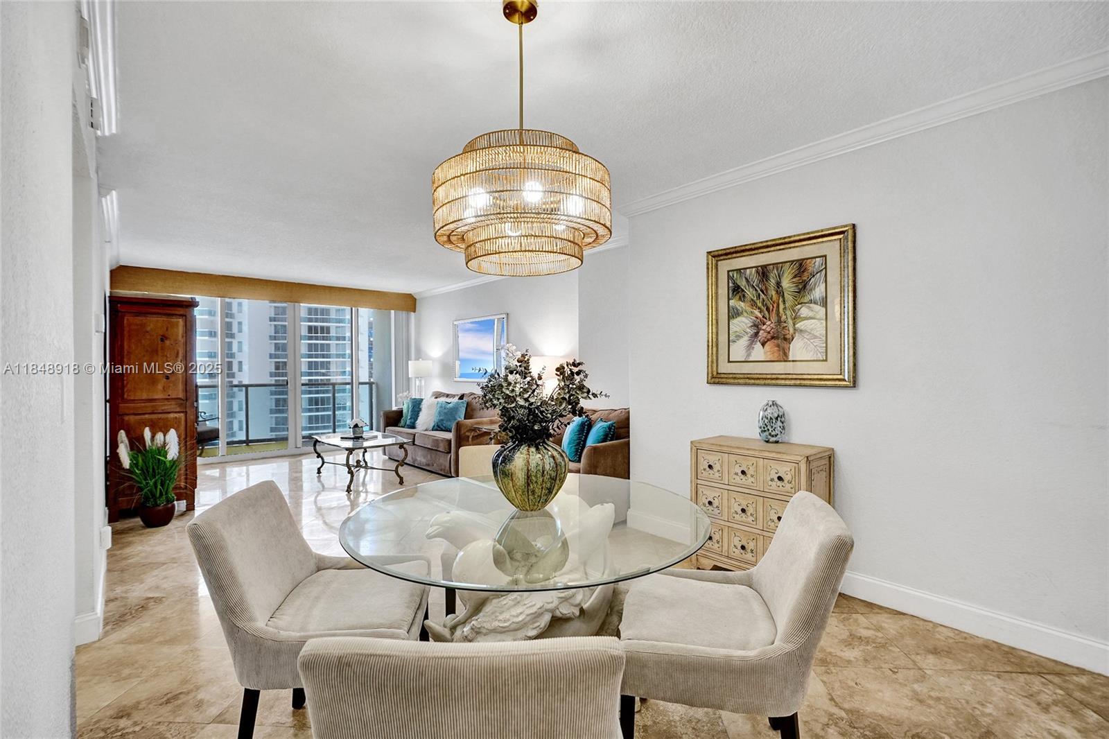 WAVE CONDO - Residential