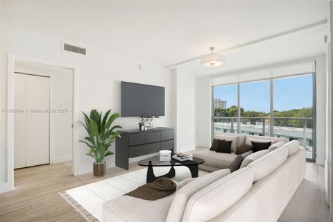 13800 Highland Dr 404 North Miami Beach FL 33181