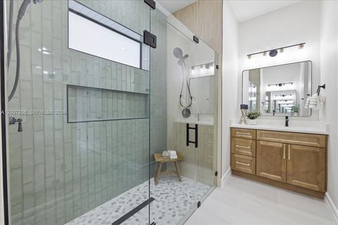 Tiny photo for 810 Sentinela Blvd, Lehigh Acres, FL 33974 (MLS # A12007309)