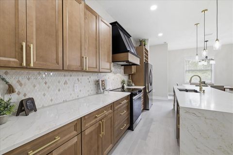 Tiny photo for 810 Sentinela Blvd, Lehigh Acres, FL 33974 (MLS # A12007309)