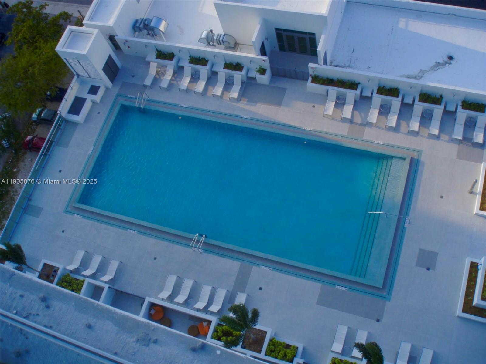 GALLERY ART CONDO - Residential Lease