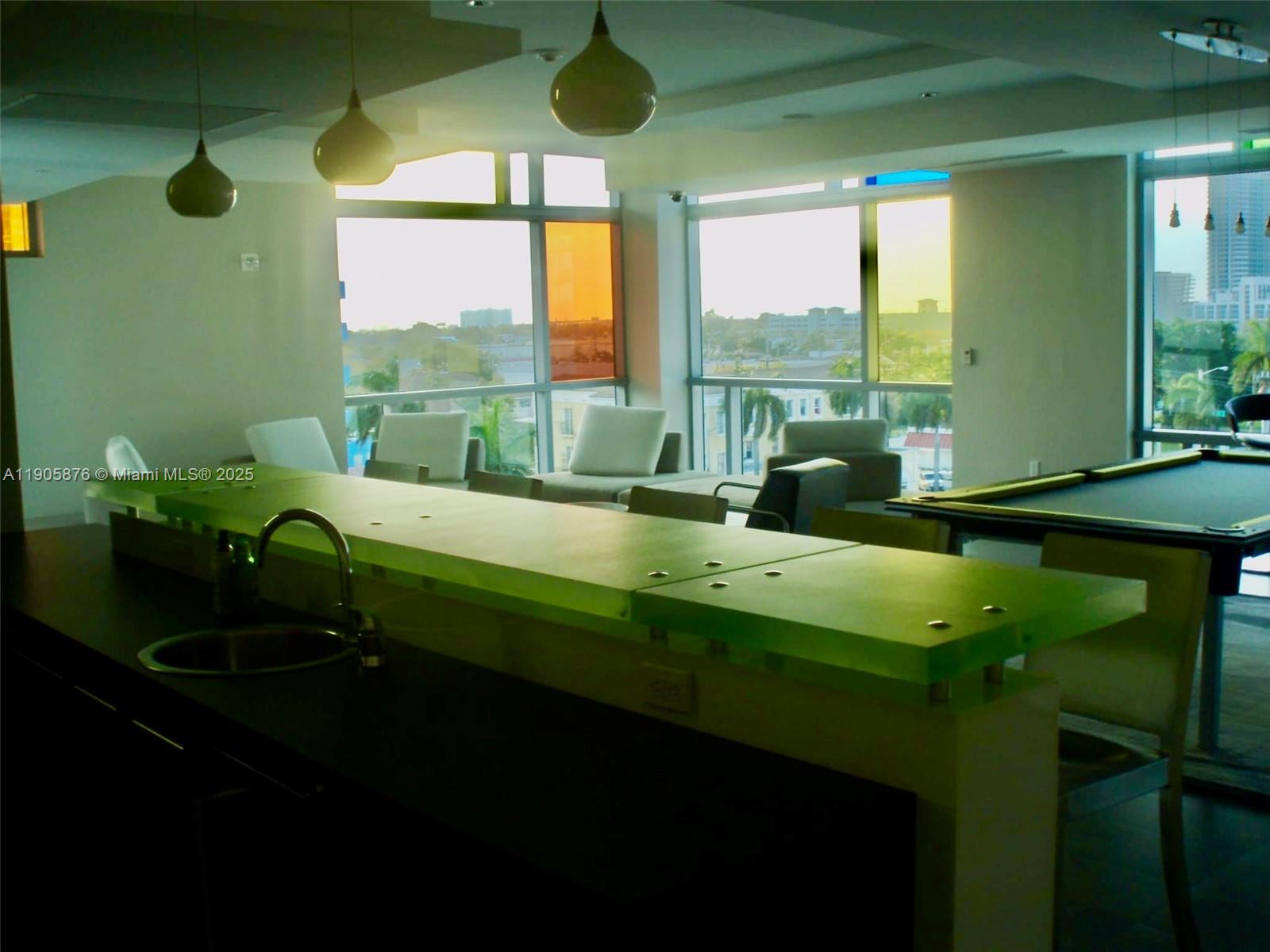 GALLERY ART CONDO - Residential Lease