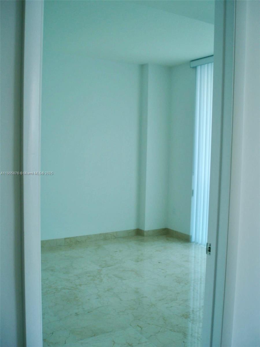 GALLERY ART CONDO - Residential Lease