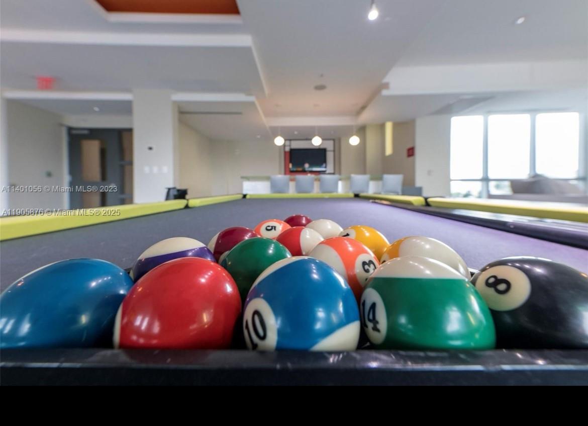 GALLERY ART CONDO - Residential Lease