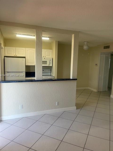 BUCKINGHAM CONDO - Residential