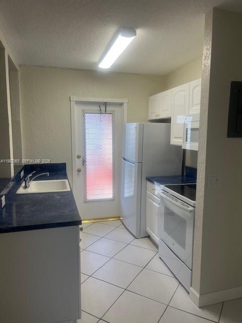 BUCKINGHAM CONDO - Residential