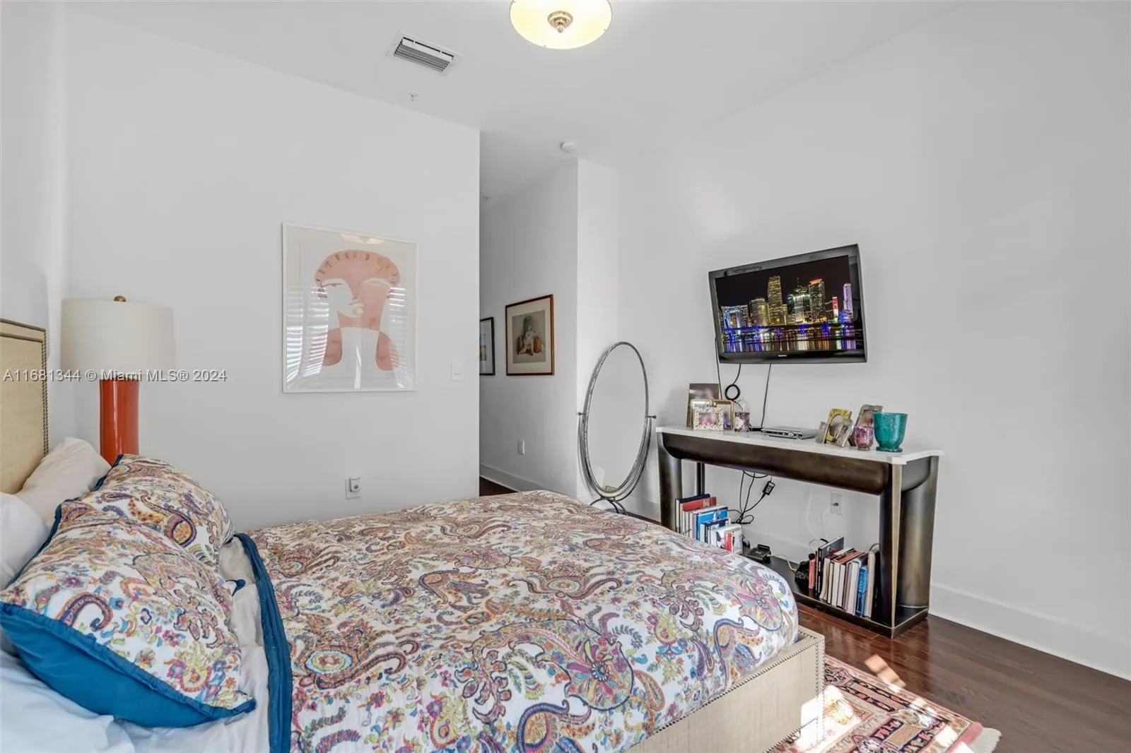 Coral Gables, Florida 33134, United States, 3 Bedrooms Bedrooms, ,4 BathroomsBathrooms,Residential,Active,37103
