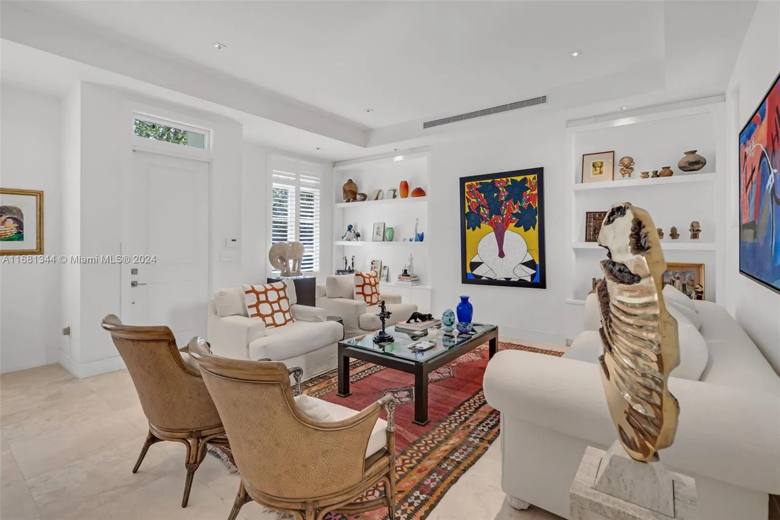 Coral Gables, Florida 33134, United States, 3 Bedrooms Bedrooms, ,4 BathroomsBathrooms,Residential,Active,37103