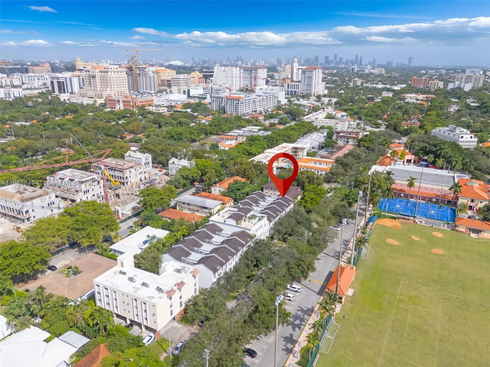 Coral Gables, Florida 33134, United States, 3 Bedrooms Bedrooms, ,4 BathroomsBathrooms,Residential,Active,37103