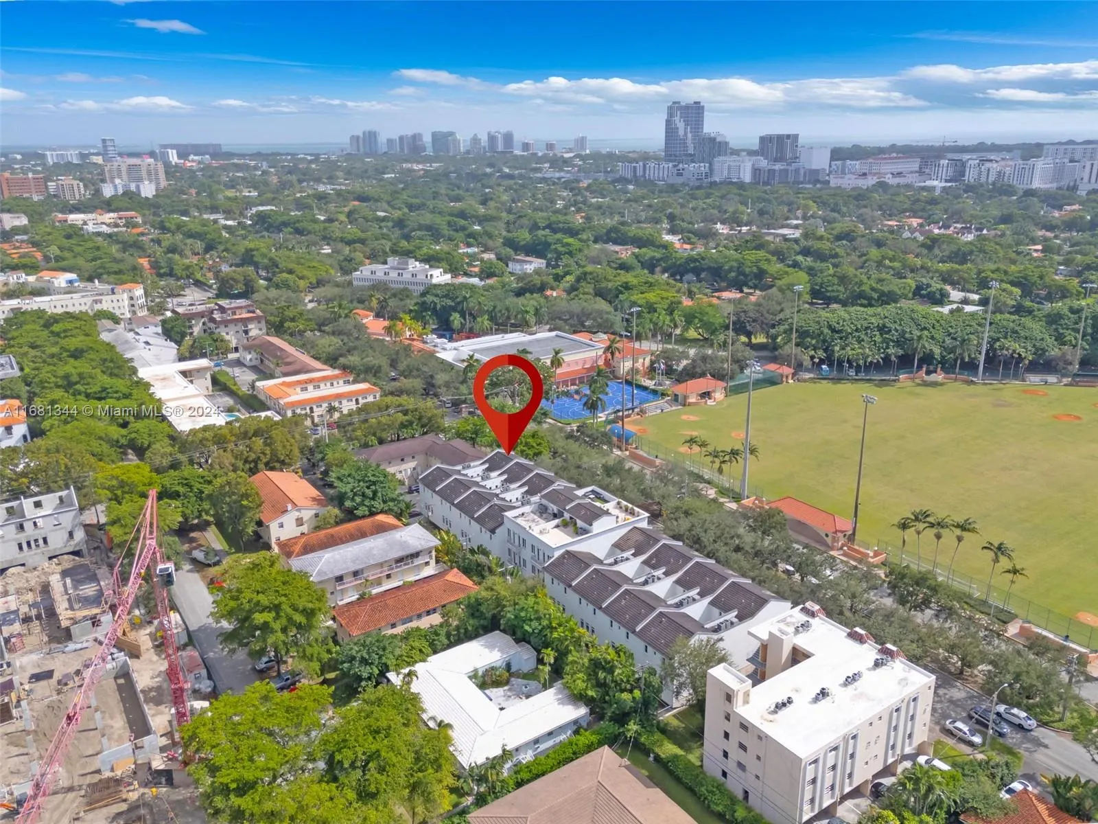 Coral Gables, Florida 33134, United States, 3 Bedrooms Bedrooms, ,4 BathroomsBathrooms,Residential,Active,37103