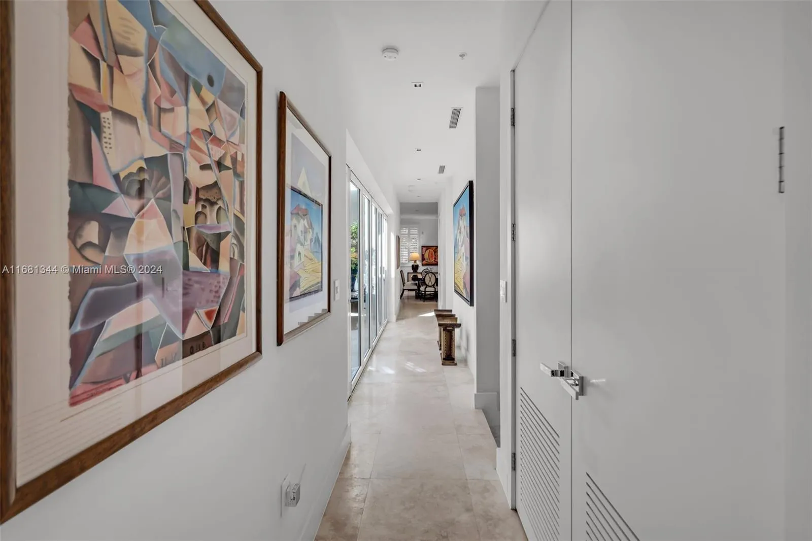 Coral Gables, Florida 33134, United States, 3 Bedrooms Bedrooms, ,4 BathroomsBathrooms,Residential,Active,37103