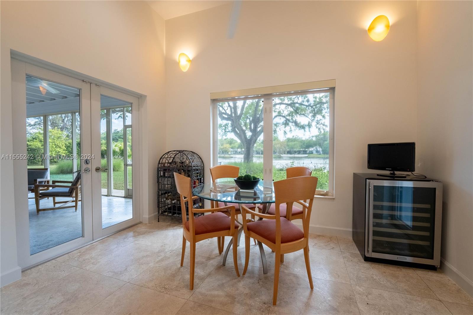 1STAADD HAMMOCK LAKE 2 - Residential