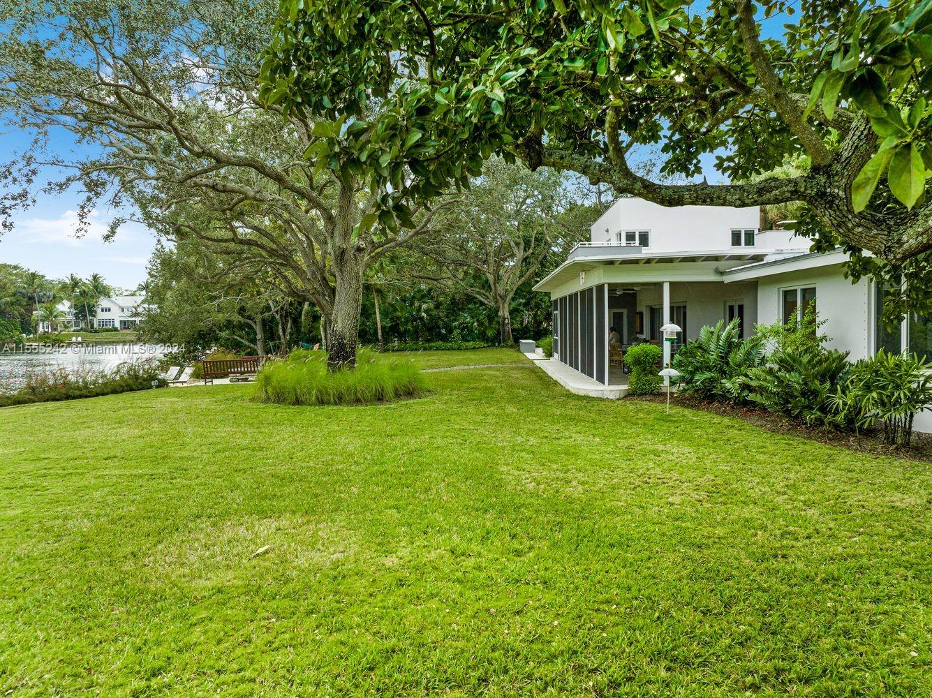 1STAADD HAMMOCK LAKE 2 - Residential