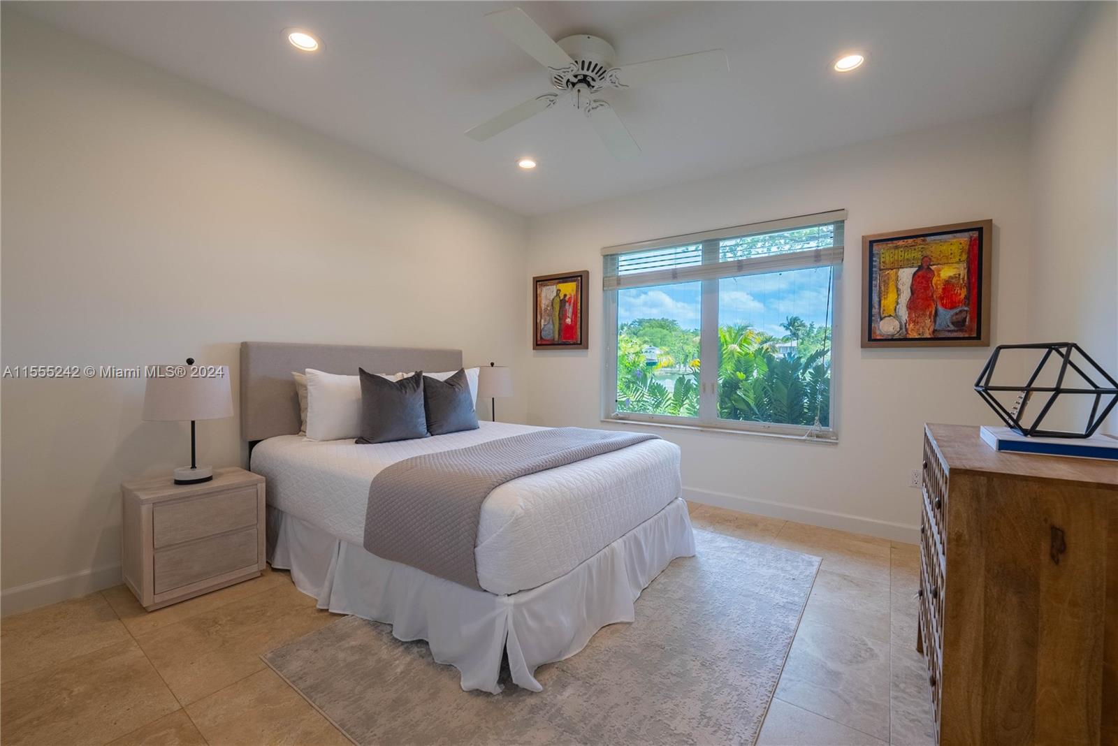 1STAADD HAMMOCK LAKE 2 - Residential