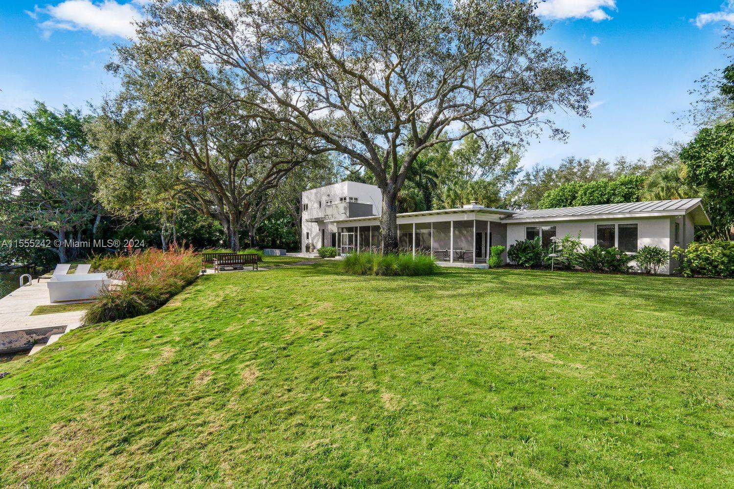 1STAADD HAMMOCK LAKE 2 - Residential