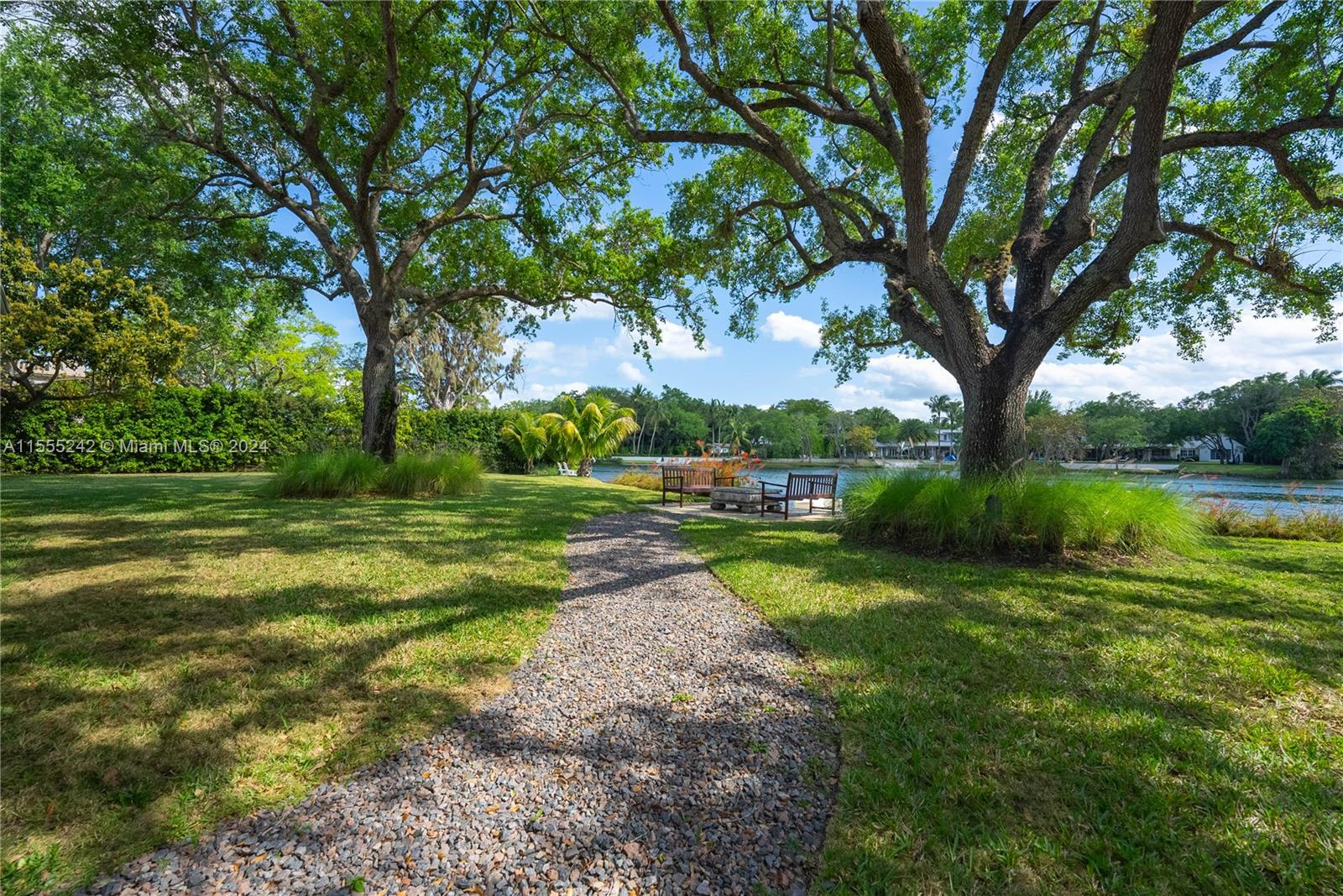 1STAADD HAMMOCK LAKE 2 - Residential