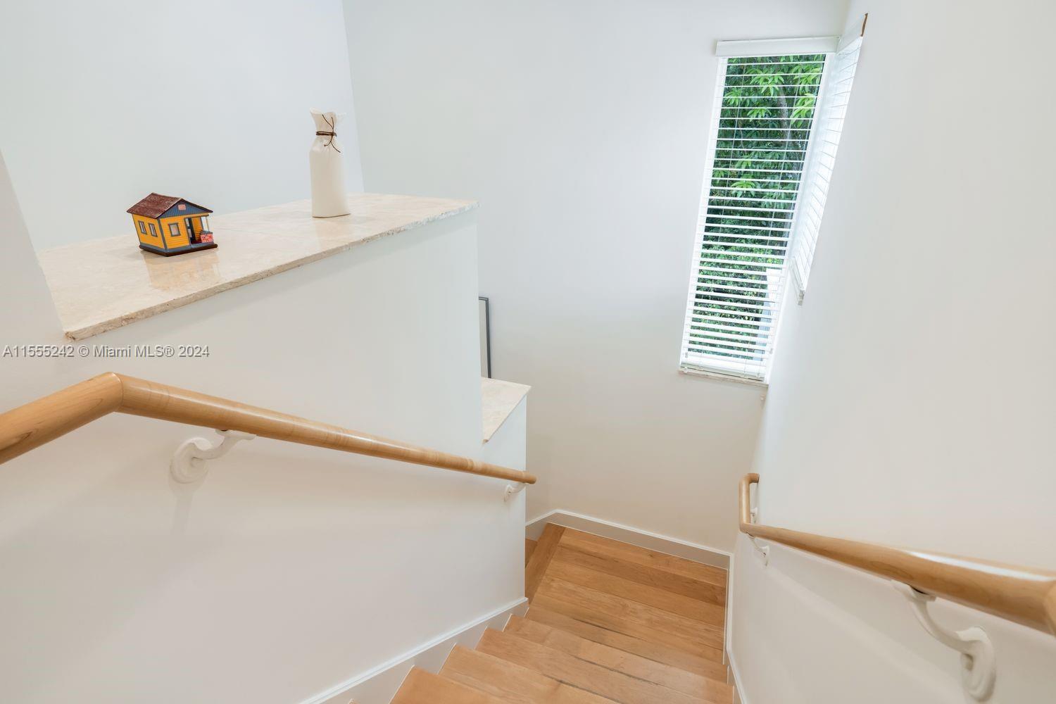 1STAADD HAMMOCK LAKE 2 - Residential