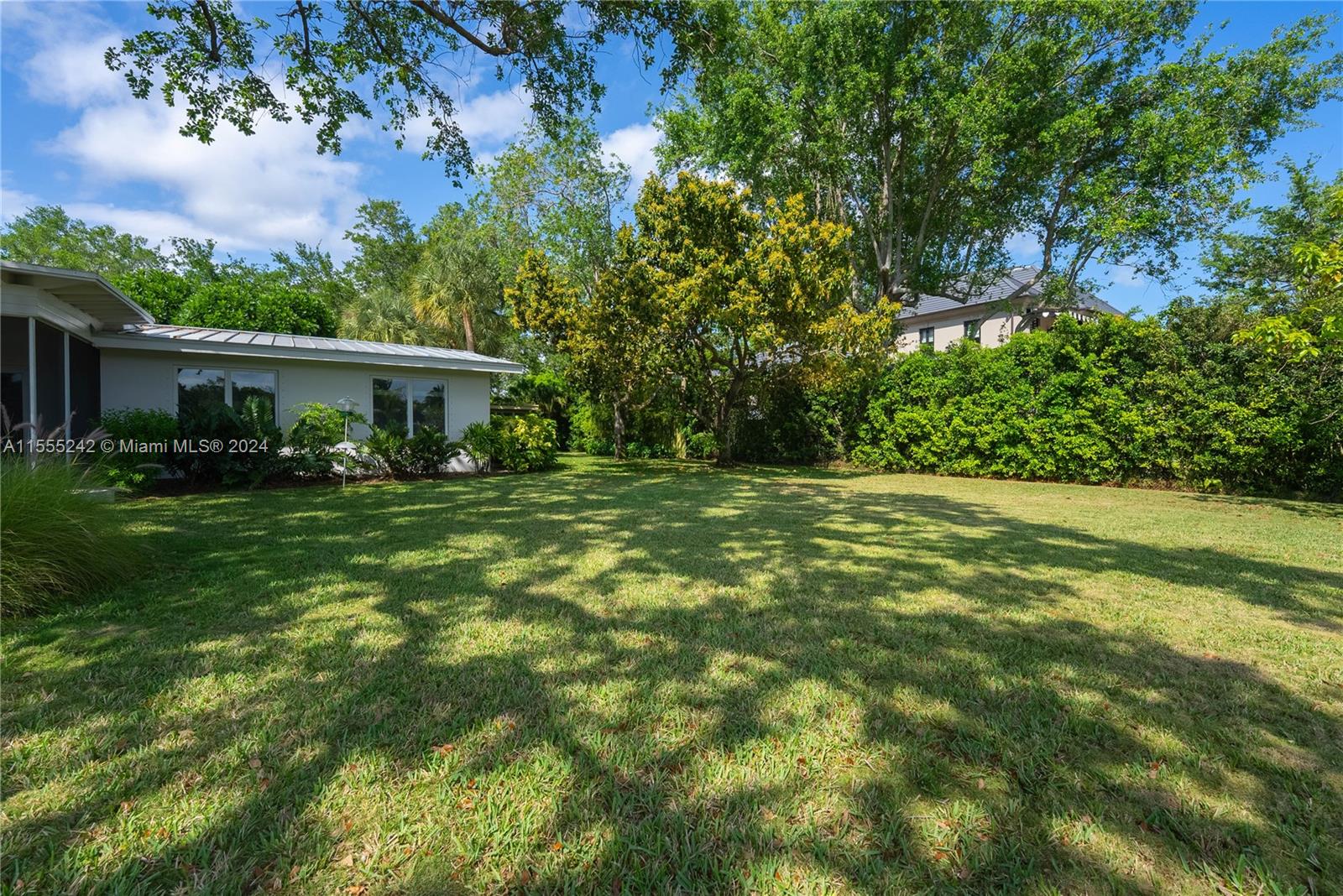 1STAADD HAMMOCK LAKE 2 - Residential