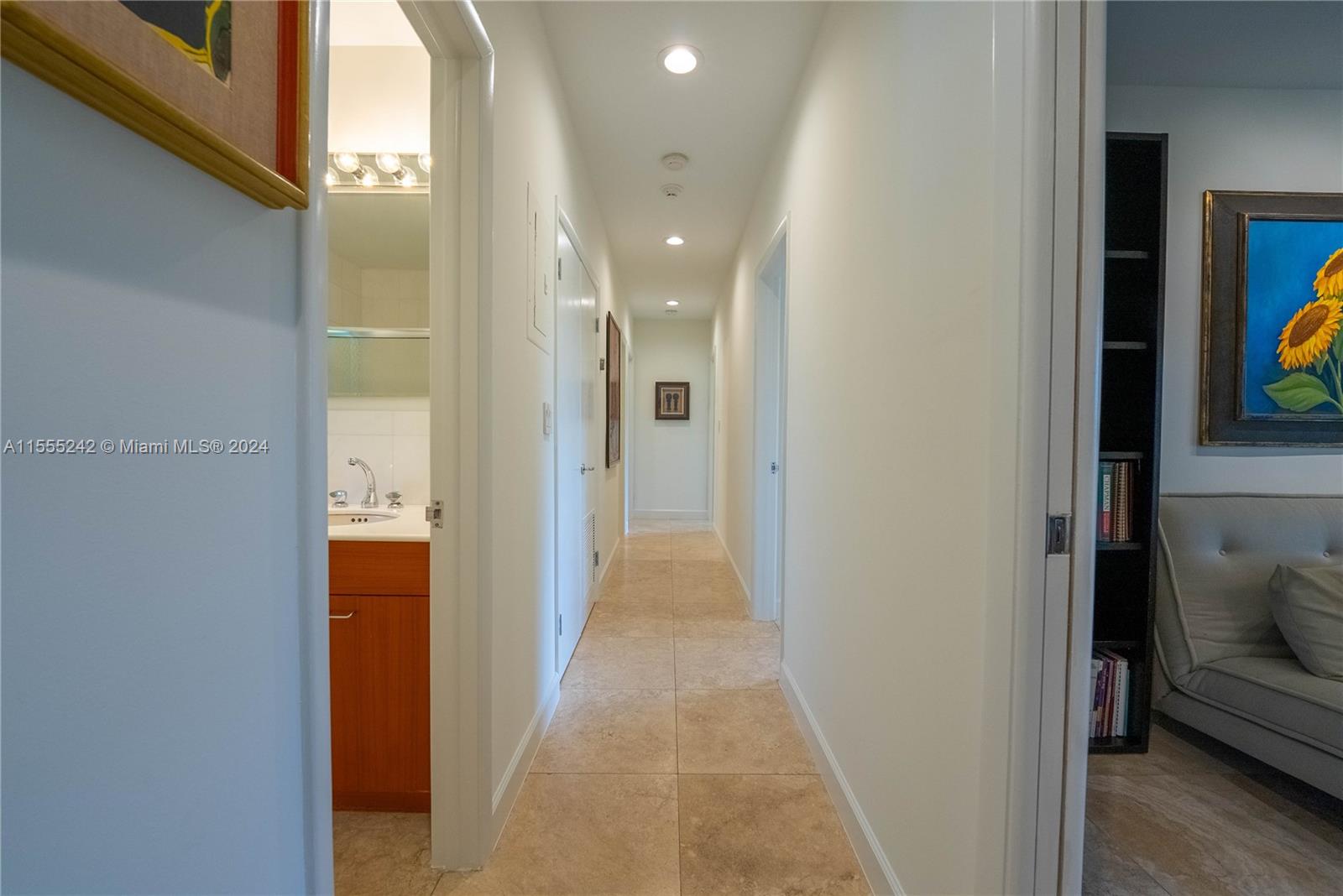 1STAADD HAMMOCK LAKE 2 - Residential