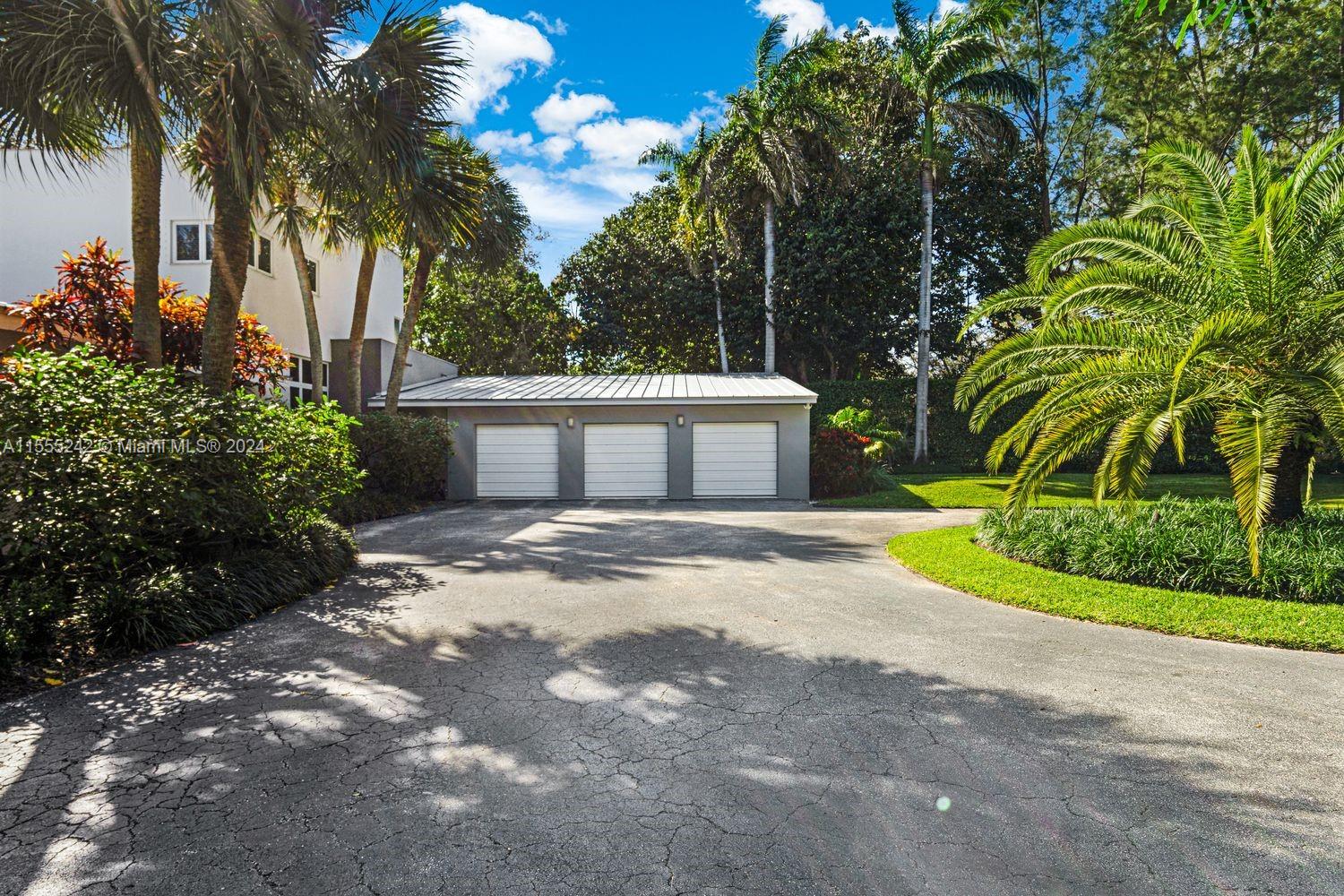 1STAADD HAMMOCK LAKE 2 - Residential