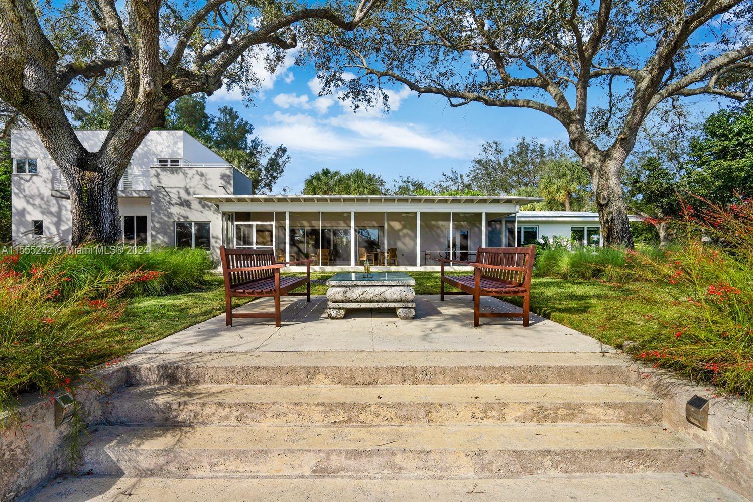 1STAADD HAMMOCK LAKE 2 - Residential