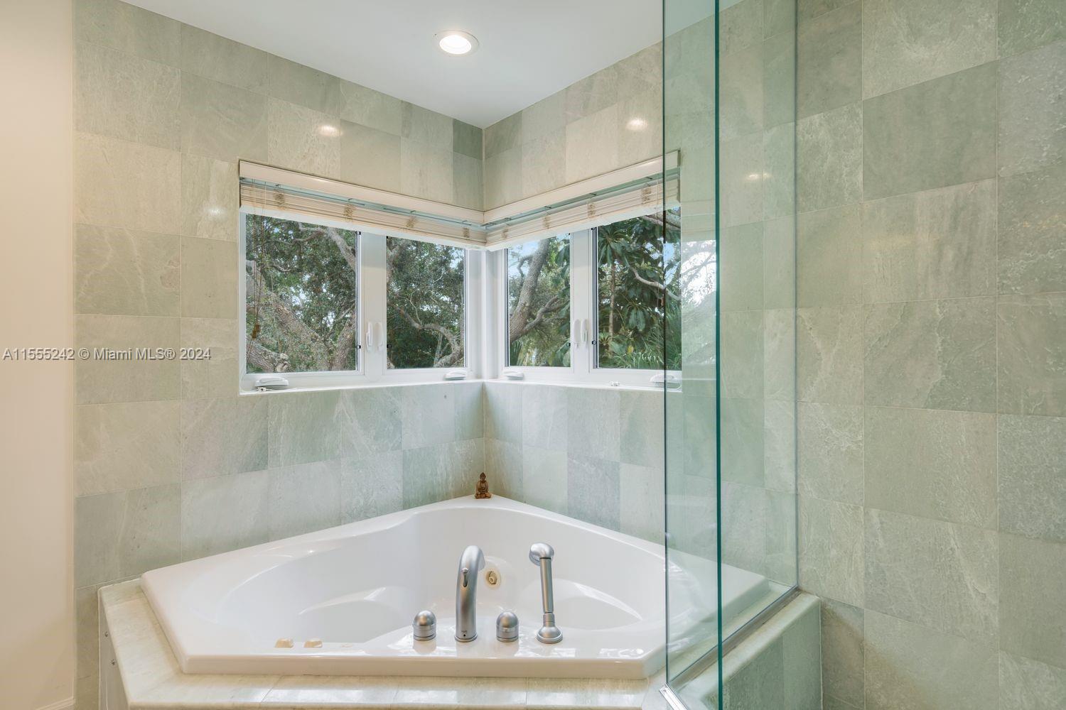 1STAADD HAMMOCK LAKE 2 - Residential