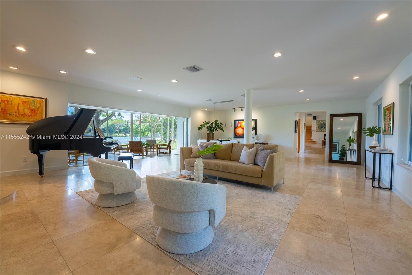 1STAADD HAMMOCK LAKE 2 - Residential