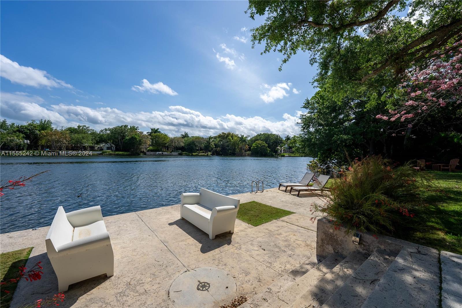 1STAADD HAMMOCK LAKE 2 - Residential