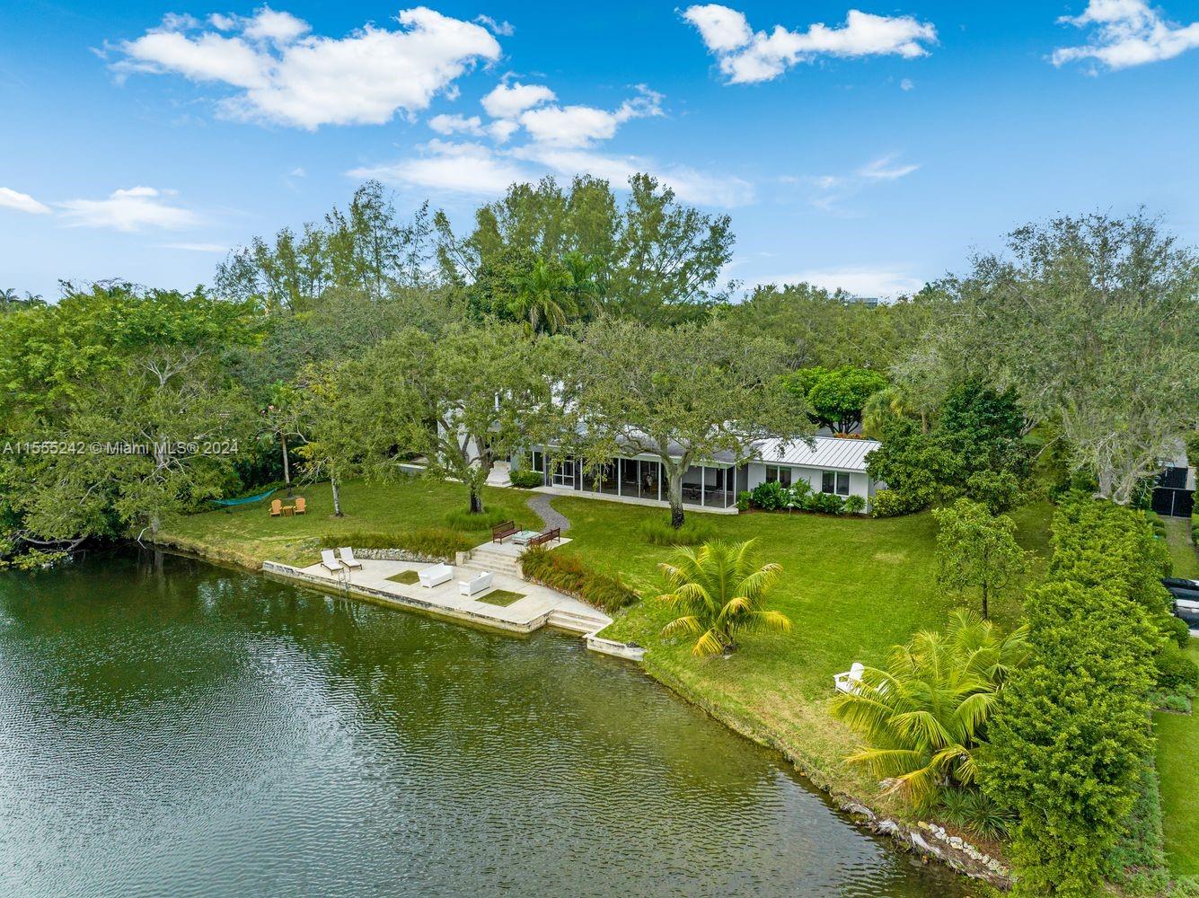 1STAADD HAMMOCK LAKE 2 - Residential