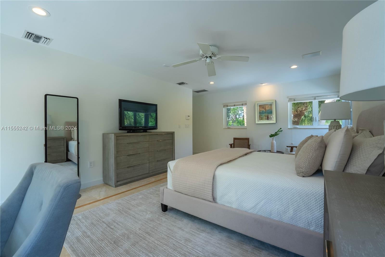 1STAADD HAMMOCK LAKE 2 - Residential