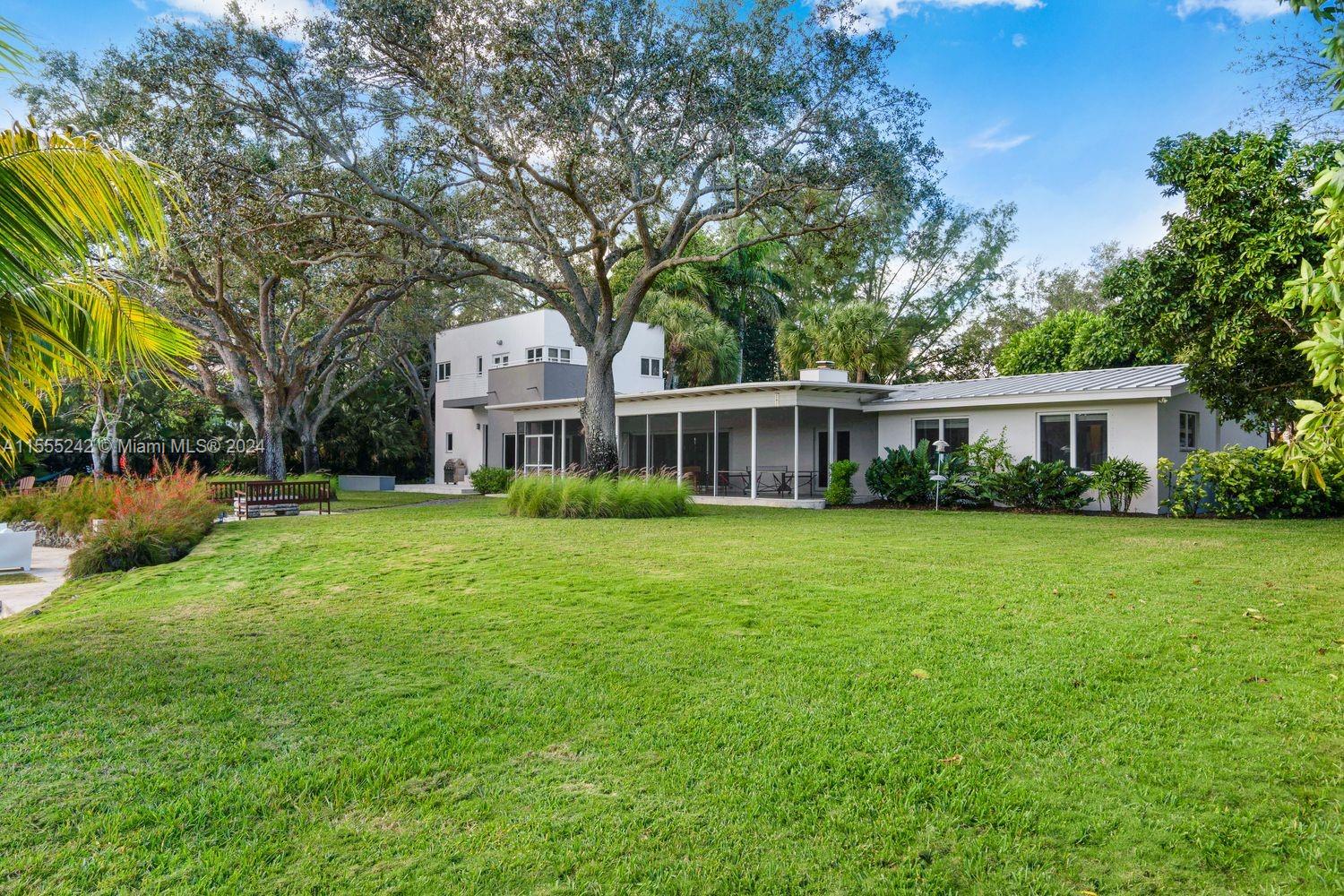 1STAADD HAMMOCK LAKE 2 - Residential