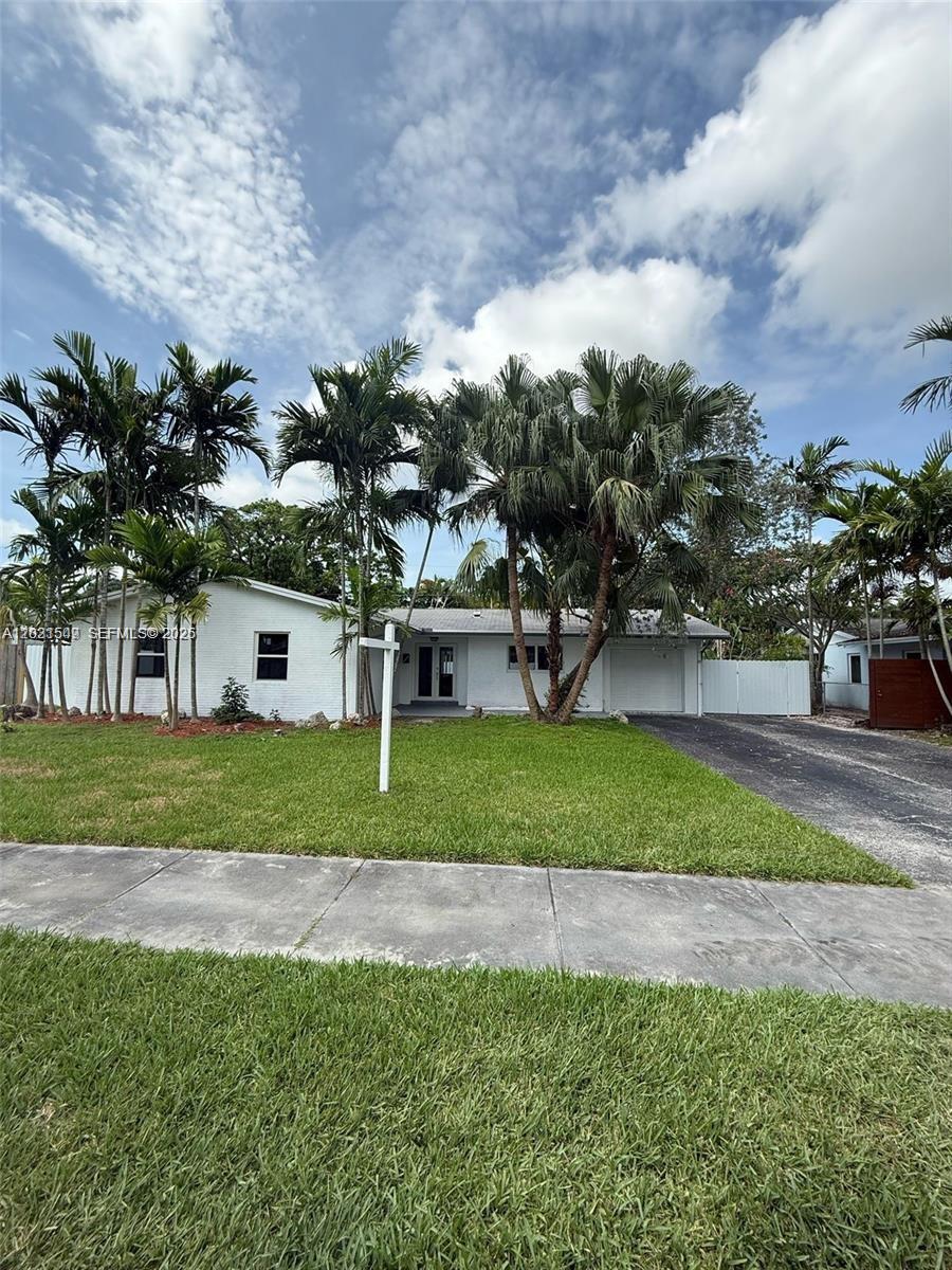 9934 SW 195th St