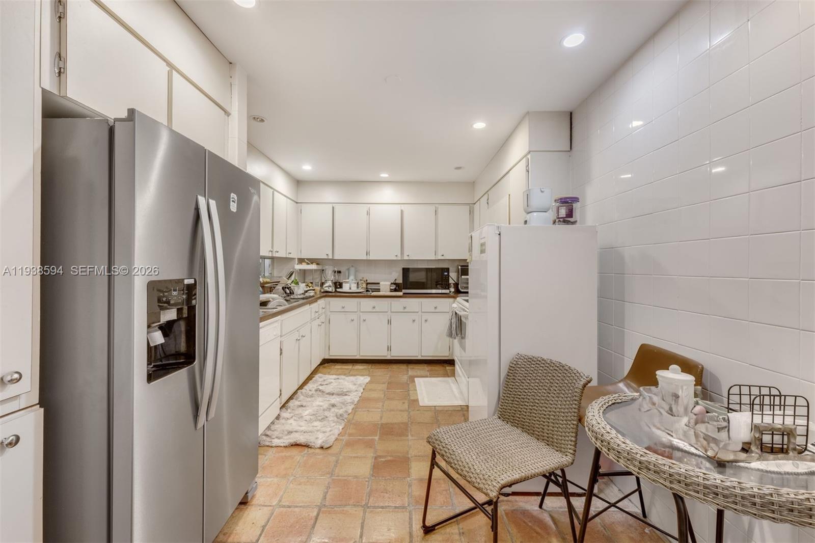 THE EMERALDBAY @ KEY COLON - Residential