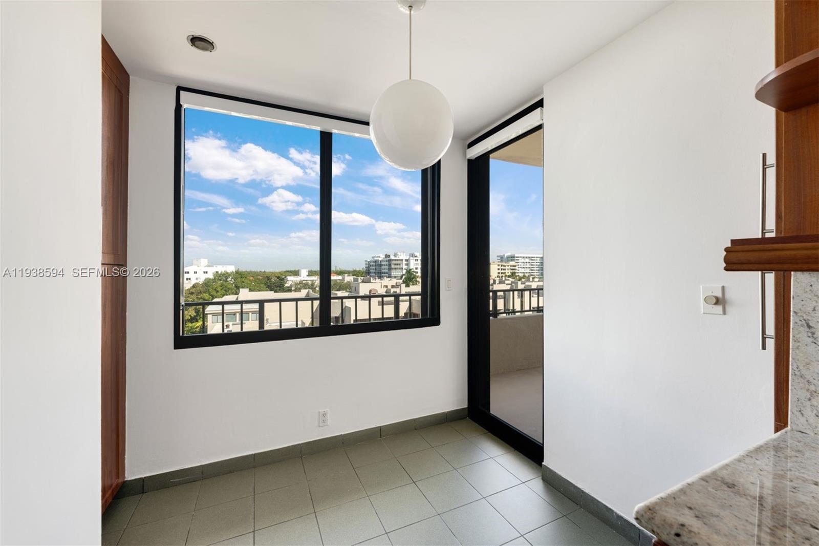 THE EMERALDBAY @ KEY COLON - Residential