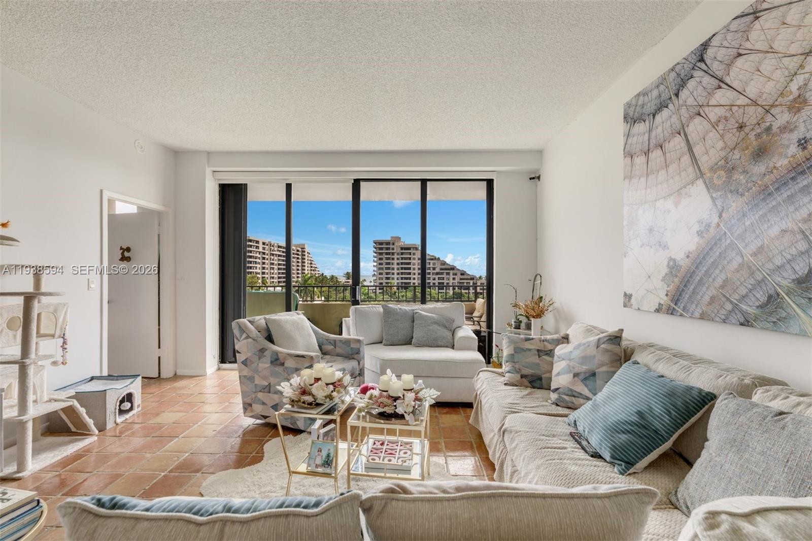 THE EMERALDBAY @ KEY COLON - Residential