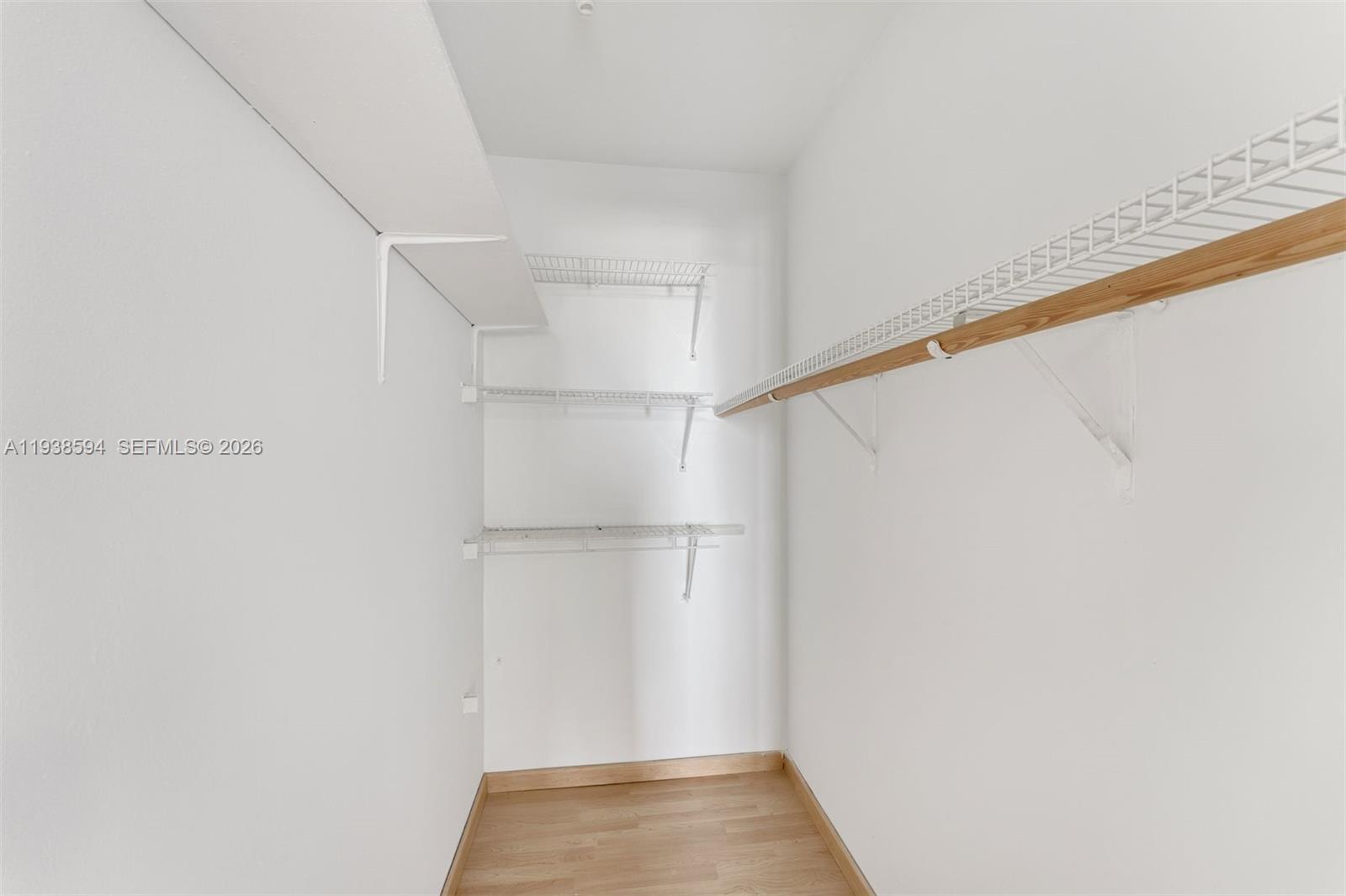 THE EMERALDBAY @ KEY COLON - Residential