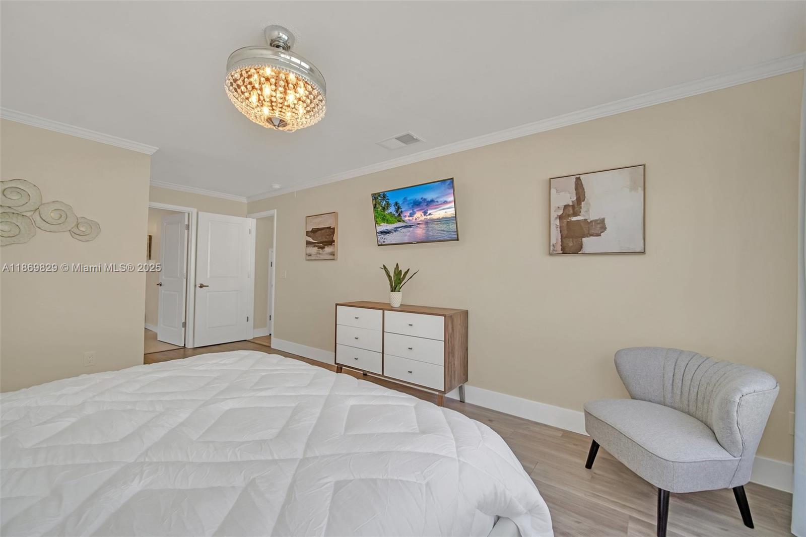 LINDFIELDS UNIT 3 - Residential