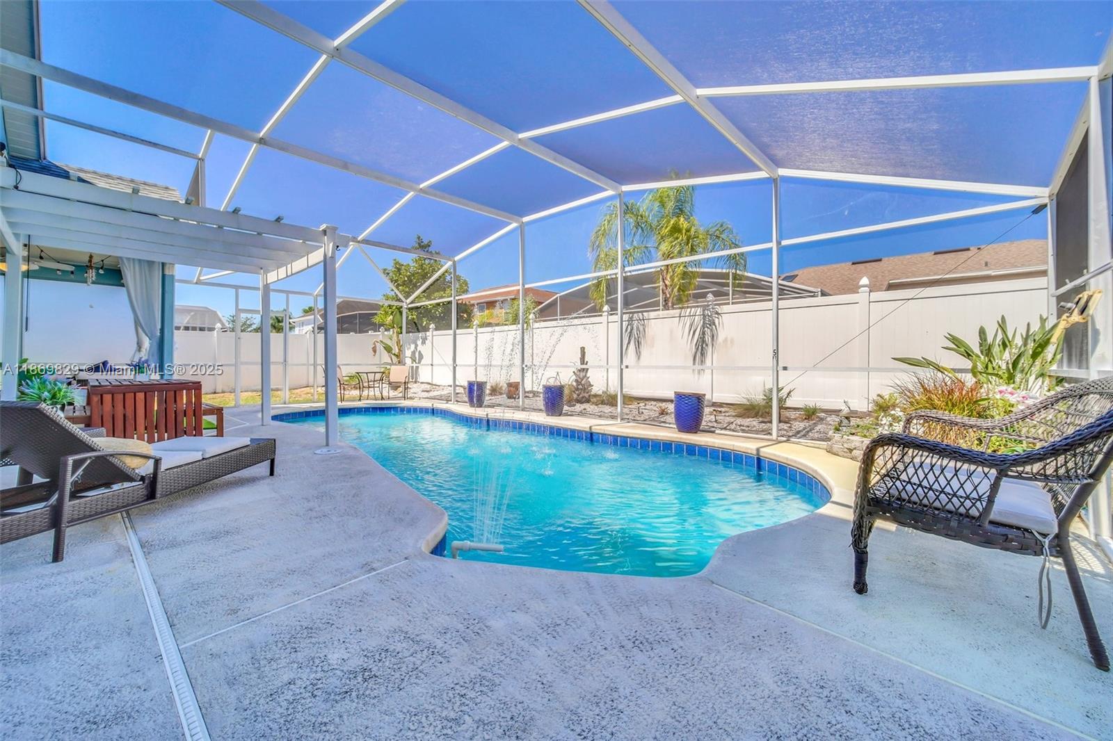 LINDFIELDS UNIT 3 - Residential