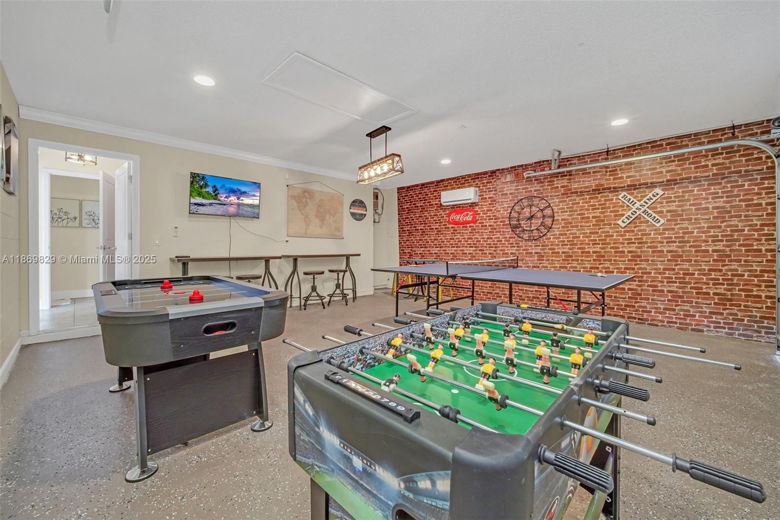 LINDFIELDS UNIT 3 - Residential