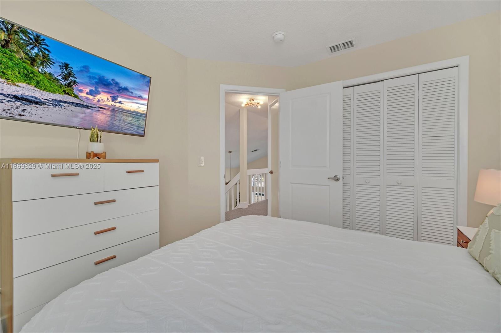 LINDFIELDS UNIT 3 - Residential