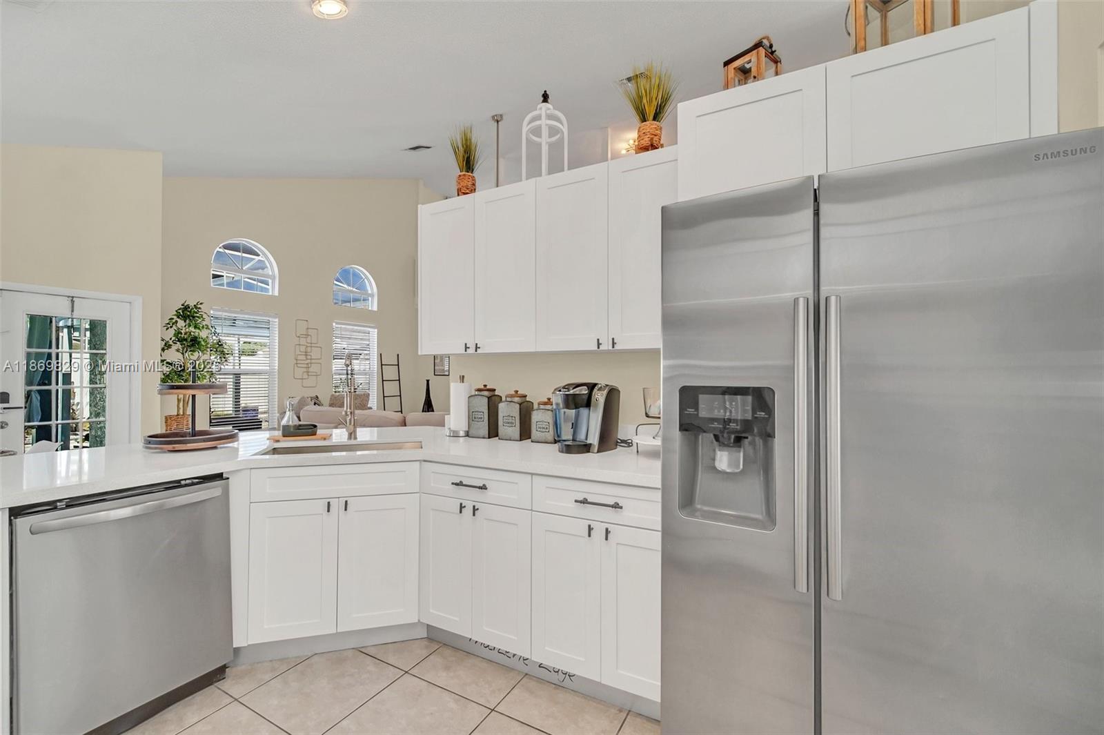 LINDFIELDS UNIT 3 - Residential