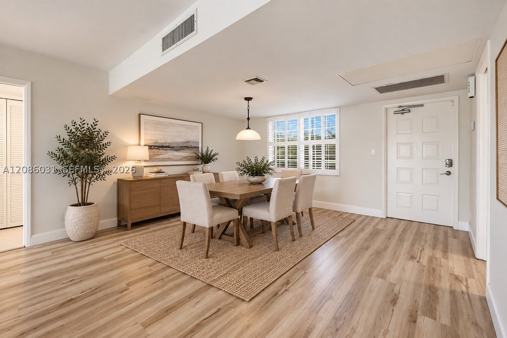 Photo of 555 Oaks Ln #309, Pompano Beach, FL 33069 (MLS # A12086031)