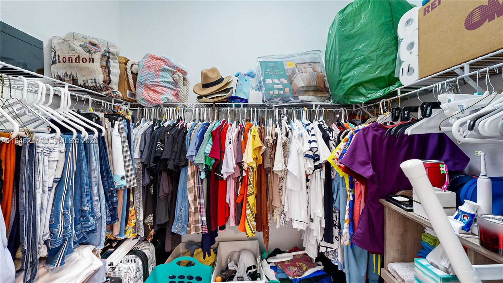 A H AT TURNPIKE SOUTH SEC - Residential