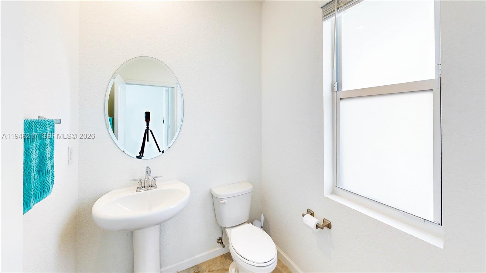 A H AT TURNPIKE SOUTH SEC - Residential