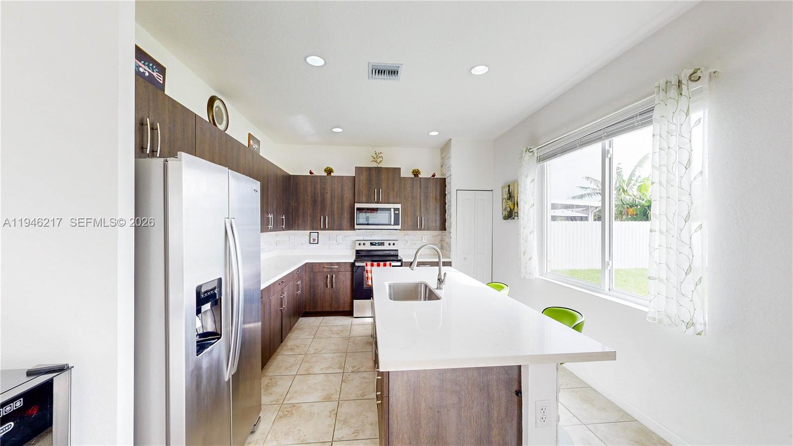 A H AT TURNPIKE SOUTH SEC - Residential