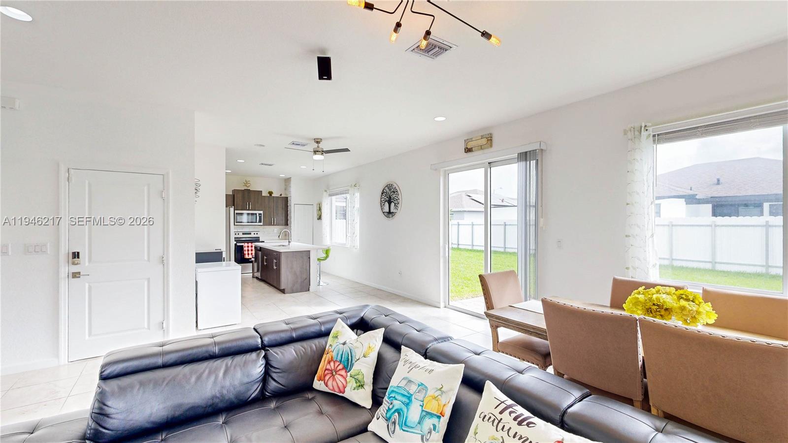 A H AT TURNPIKE SOUTH SEC - Residential